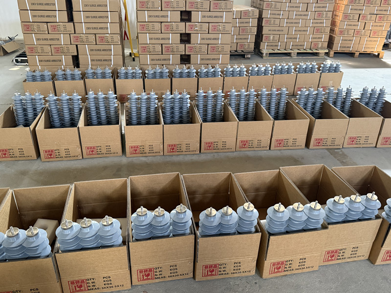 出口外贸型YH10W-11KV氧化锌避雷器-surge-arrester